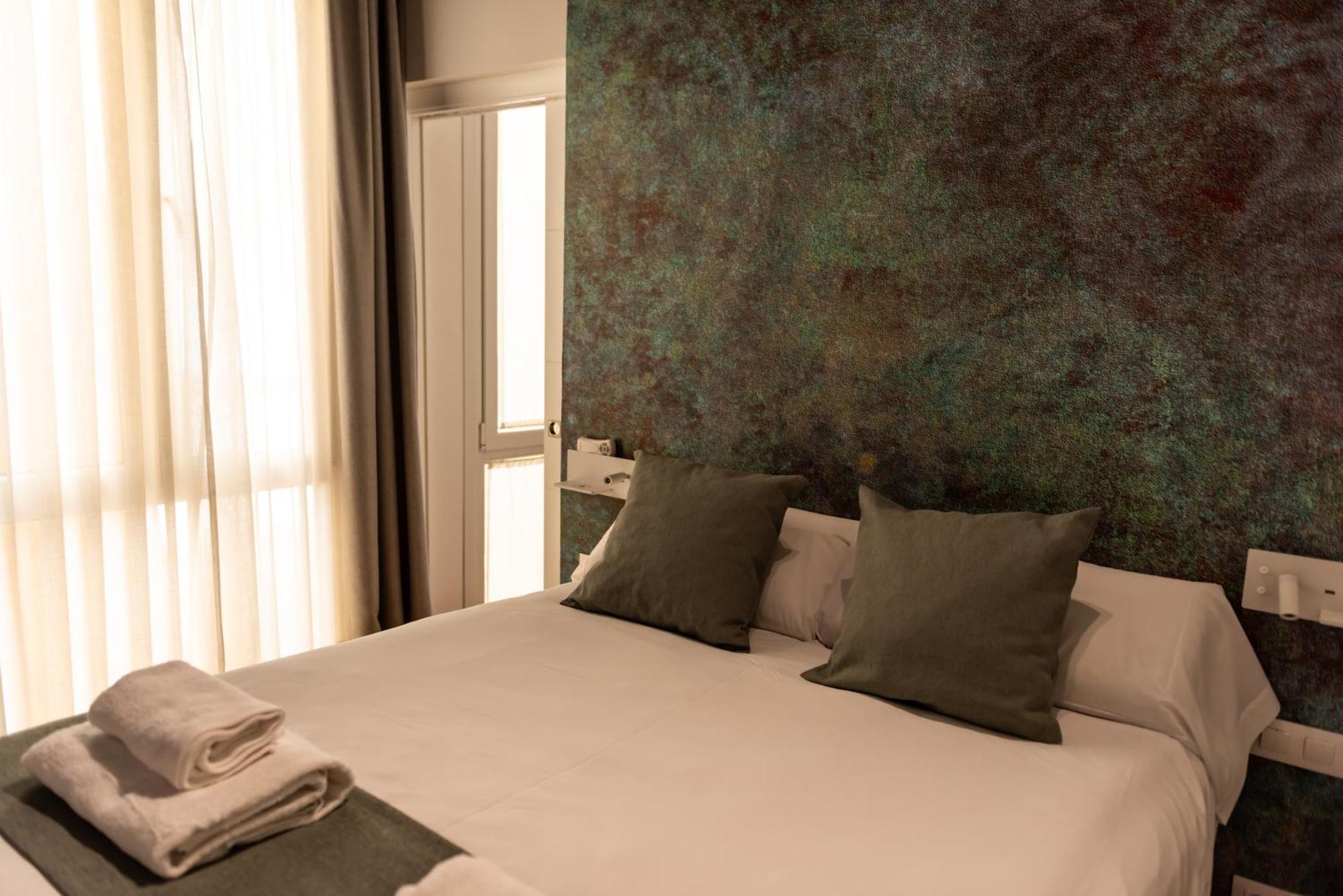 Appartamento Duplex Luxury Giralda With Terrace Siviglia Esterno foto